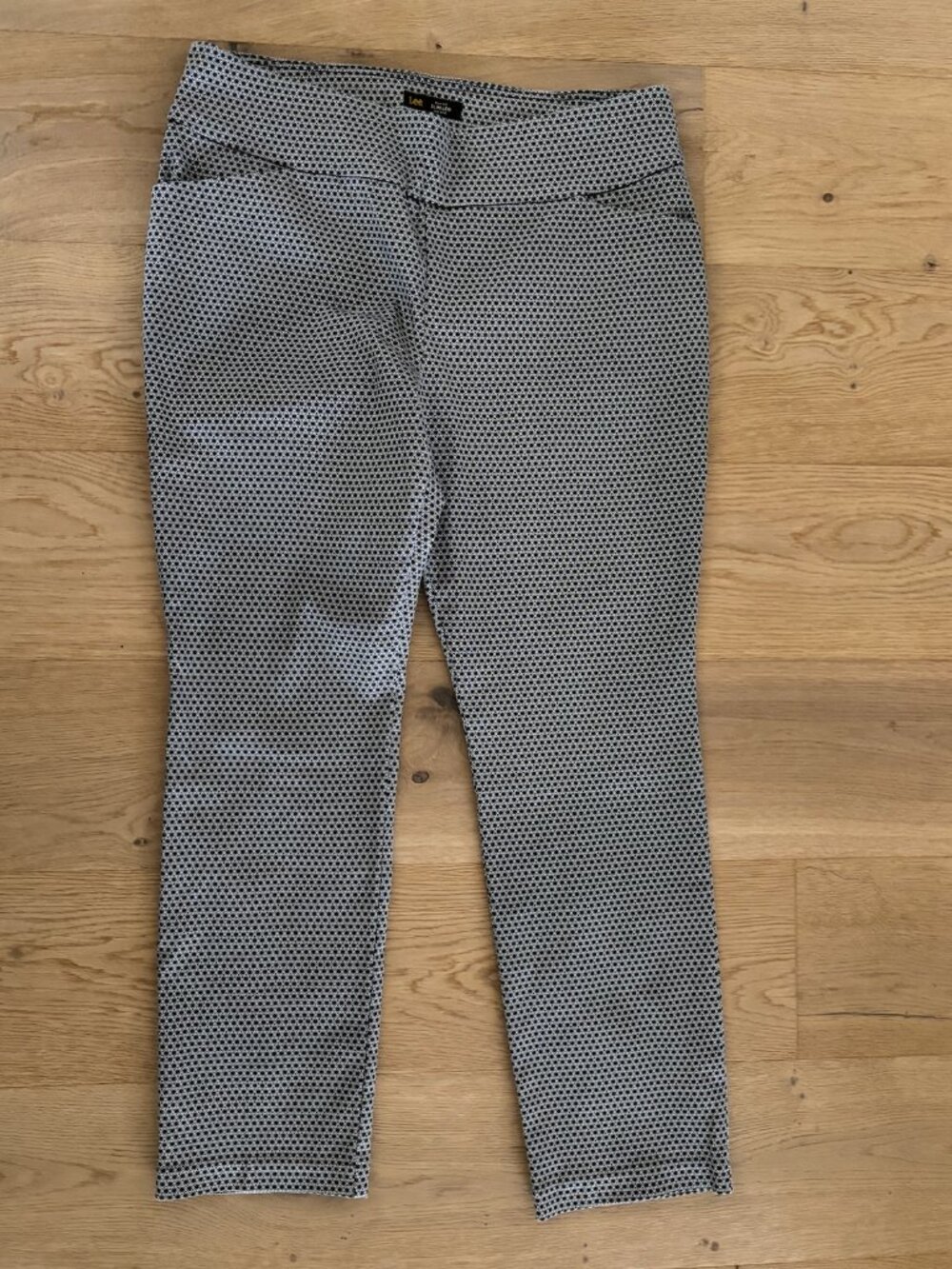 LEE SCULPTING SLIM FIT MIDRISE PULL ON WOMEN'S TROUSERS SIZE 16M